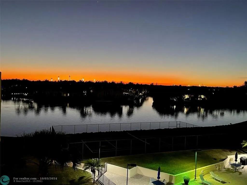 364 Golfview Road, Unit 507 North Palm Beach, FL 33408 - Photo 5 of 25 a view of a terrace
