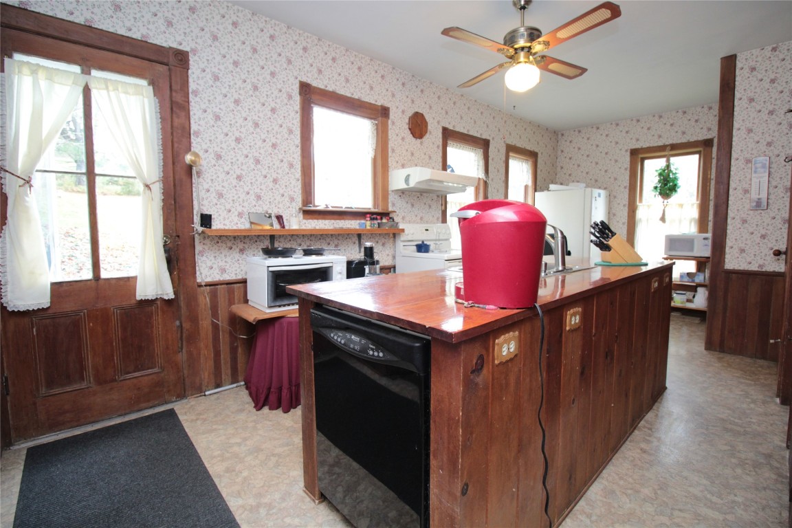 504 Mix Road Chenango Forks, NY 13746 - Photo 11 of 40 Gallery Image 11