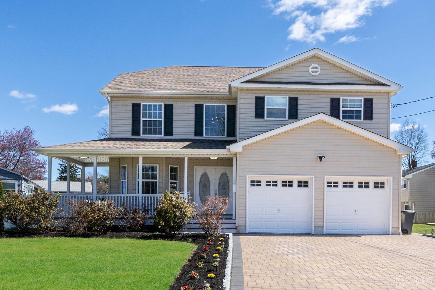 5 Glen Gary Road Middlesex, NJ 08846 - Photo 1 of 37 a front view of a house with a yard