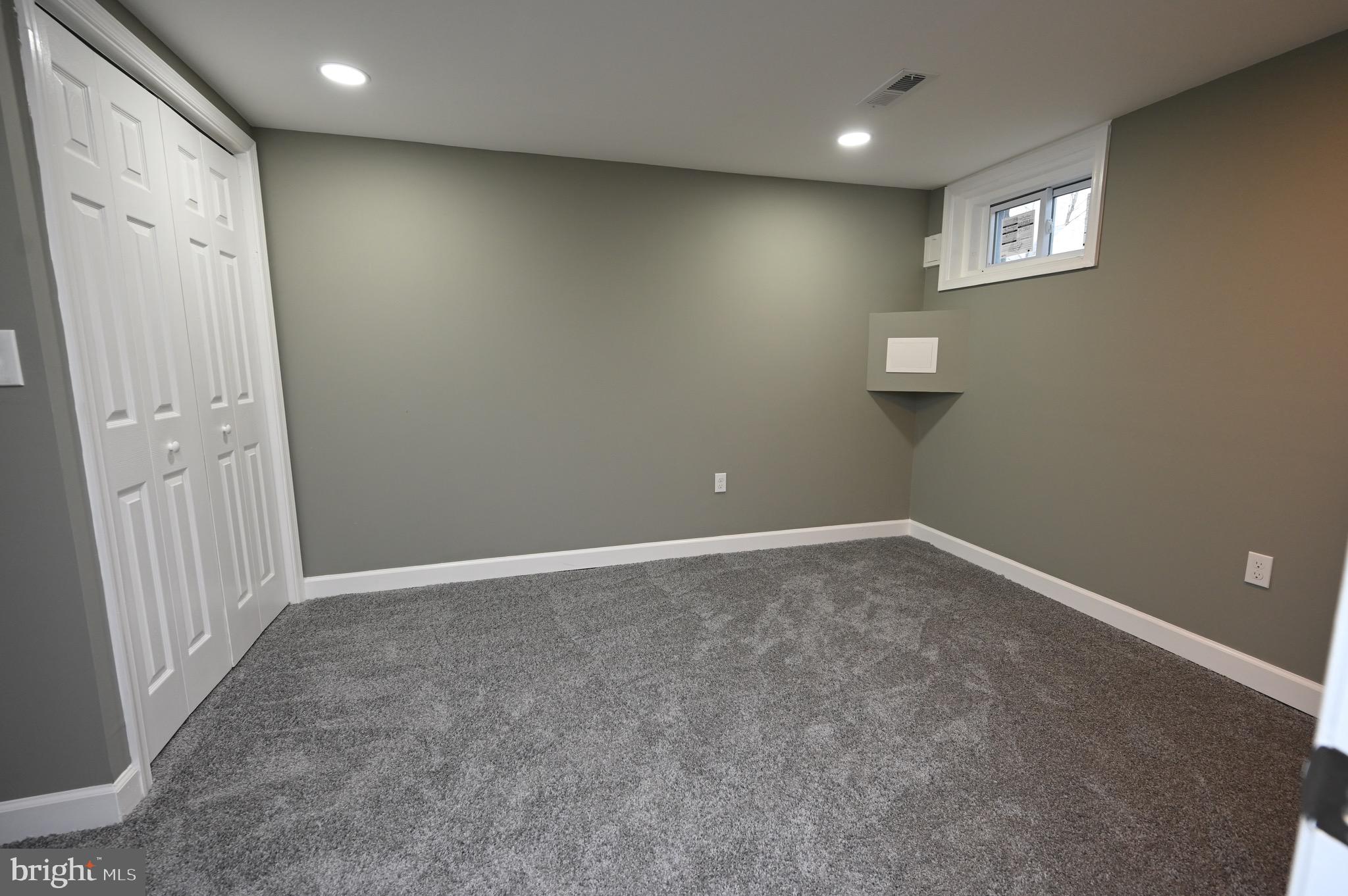 1018 Wicklow Road Baltimore, MD 21229 - Photo 16 of 38