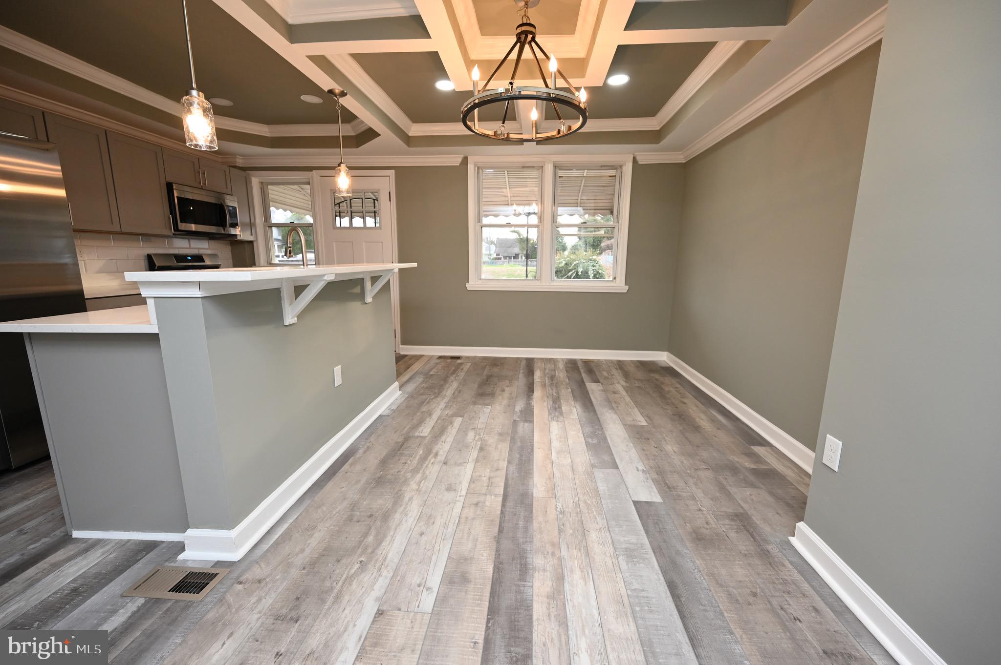 1018 Wicklow Road Baltimore, MD 21229 - Photo 10 of 38