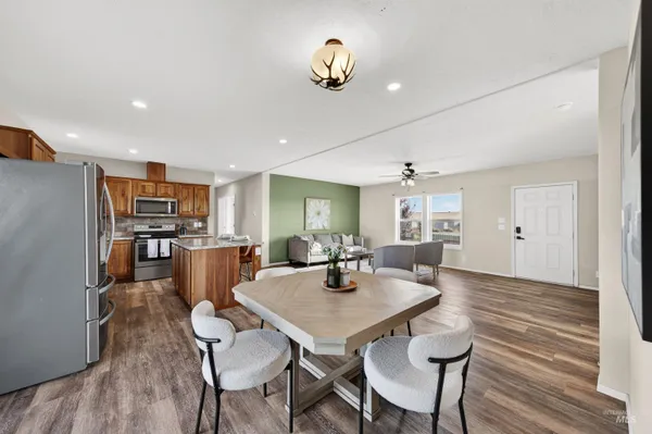 $644,900 | 1203 Locker Avenue, Parma, ID 83660