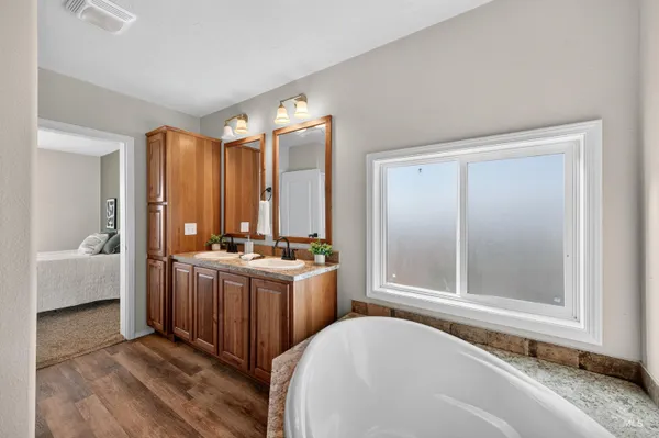 $644,900 | 1203 Locker Avenue, Parma, ID 83660