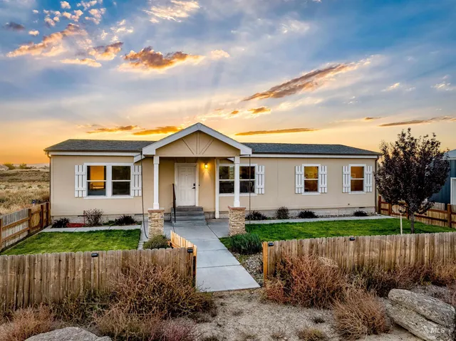 $649,900 | 1203 Locker Avenue, Parma, ID 83660