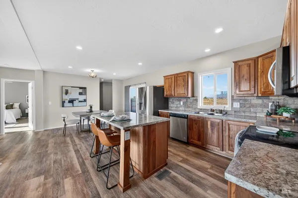 $644,900 | 1203 Locker Avenue, Parma, ID 83660