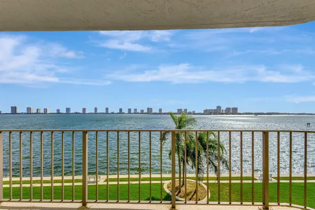 $410,000 | 801 Lake Shore Drive, Unit 403, Lake Park, FL 33403
