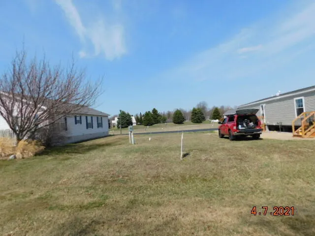 $69,900 | 3327 Lakeland Drive, Unit 48, Arcadia, MI 49613