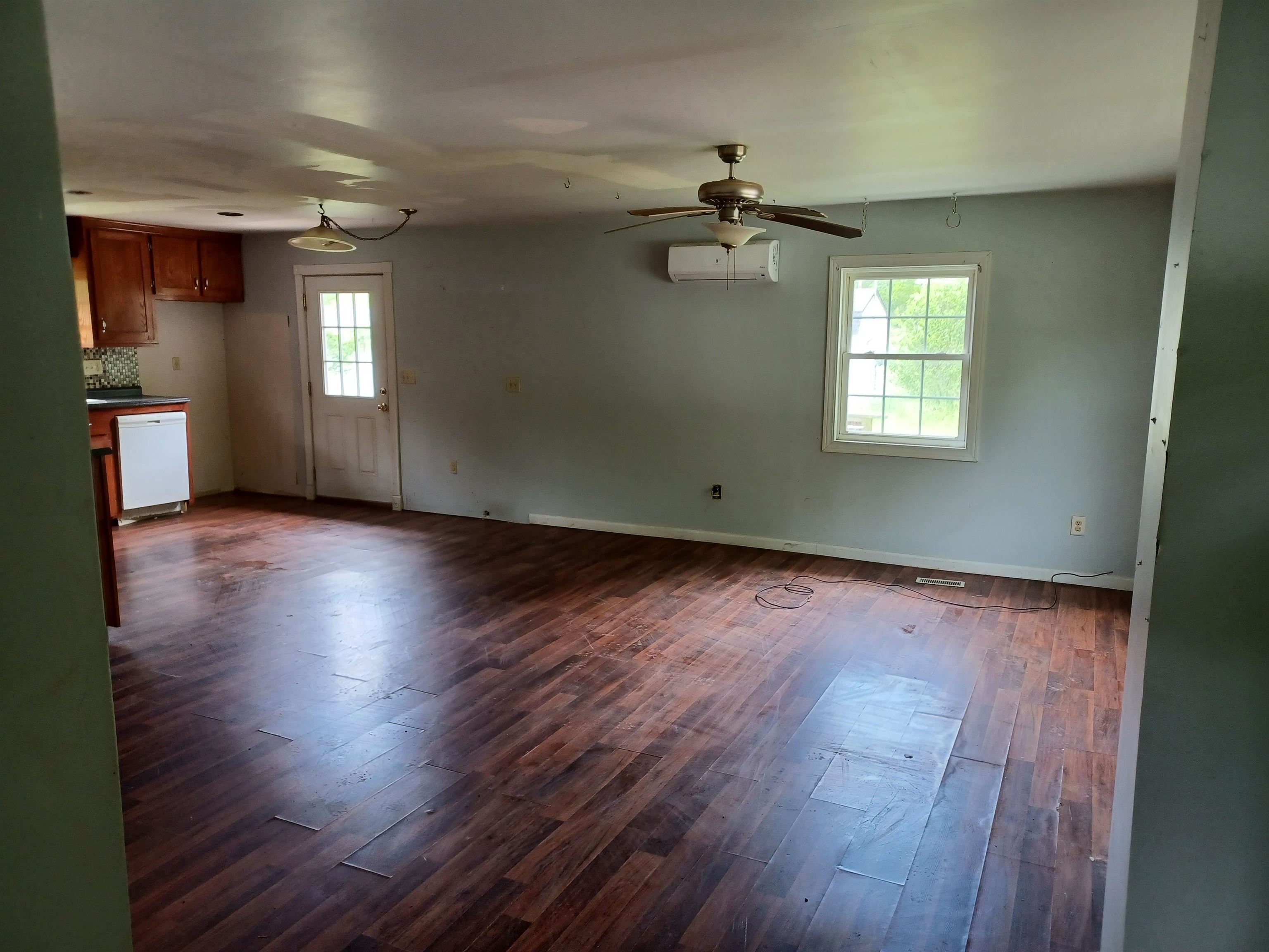 3687 Conner Grove Road Southwest Willis, VA 24380 - Photo 21 of 42 Gallery Image 21