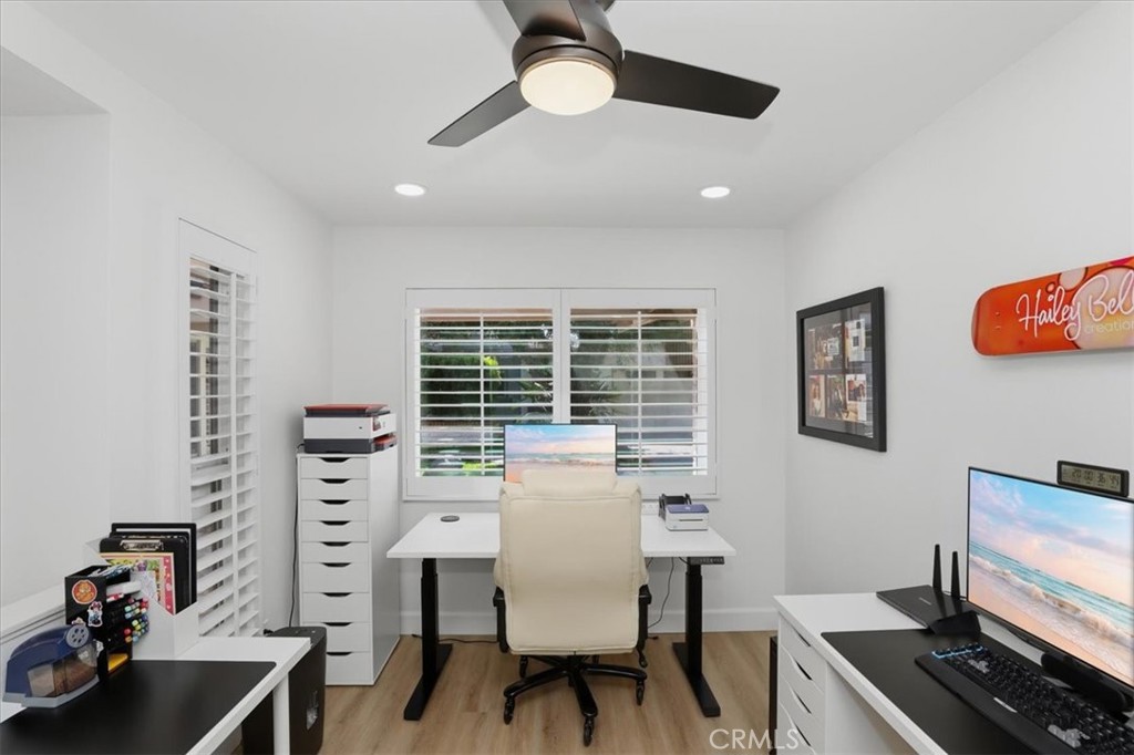 702 Vía Zapata Riverside, CA 92507 - Photo 33 of 65