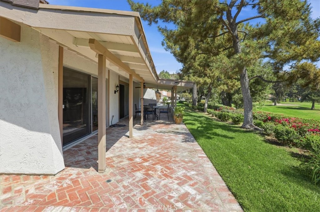 702 Vía Zapata Riverside, CA 92507 - Photo 45 of 65