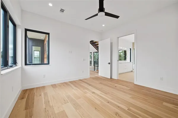 $10,000 | 200 Lake Hills Drive North, Austin, TX 78733