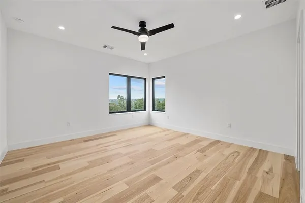 $10,000 | 200 Lake Hills Drive North, Austin, TX 78733