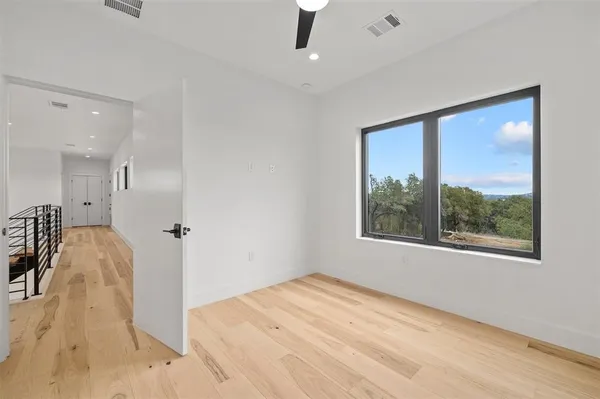 $10,000 | 200 Lake Hills Drive North, Austin, TX 78733