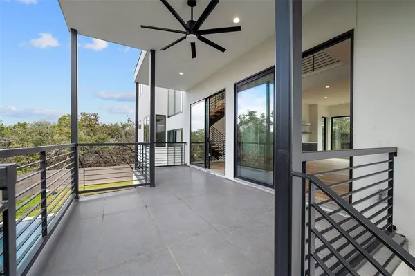 $10,000 | 200 Lake Hills Drive North, Austin, TX 78733