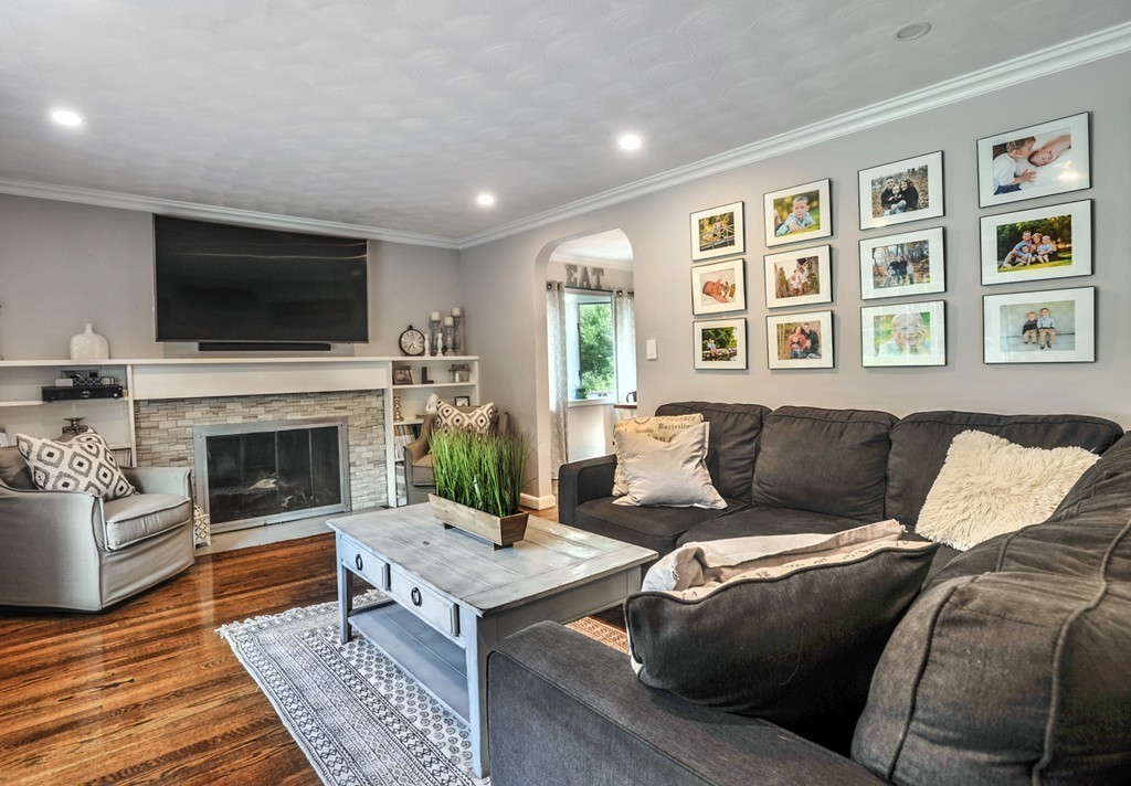 78 Brantwood Road Norwell, MA 02061 - Photo 6 of 19 Gallery Image 6