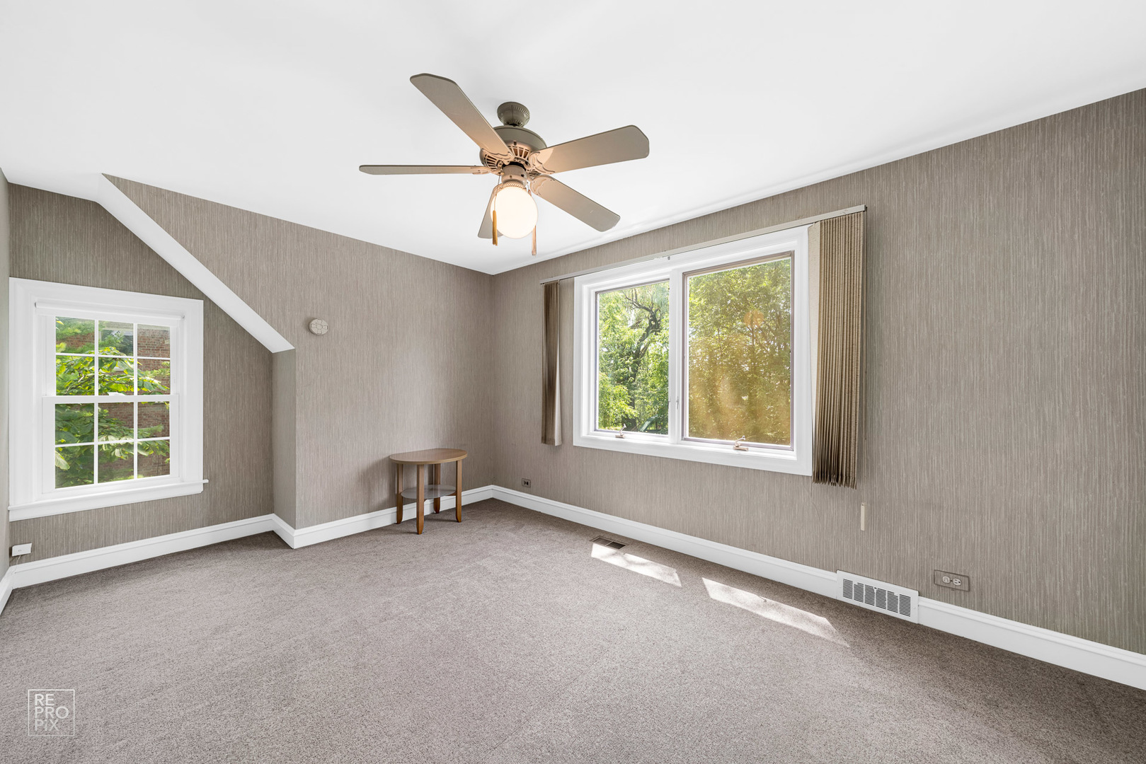 8629 West Sunset Road Niles, IL 60714 - Photo 15 of 24