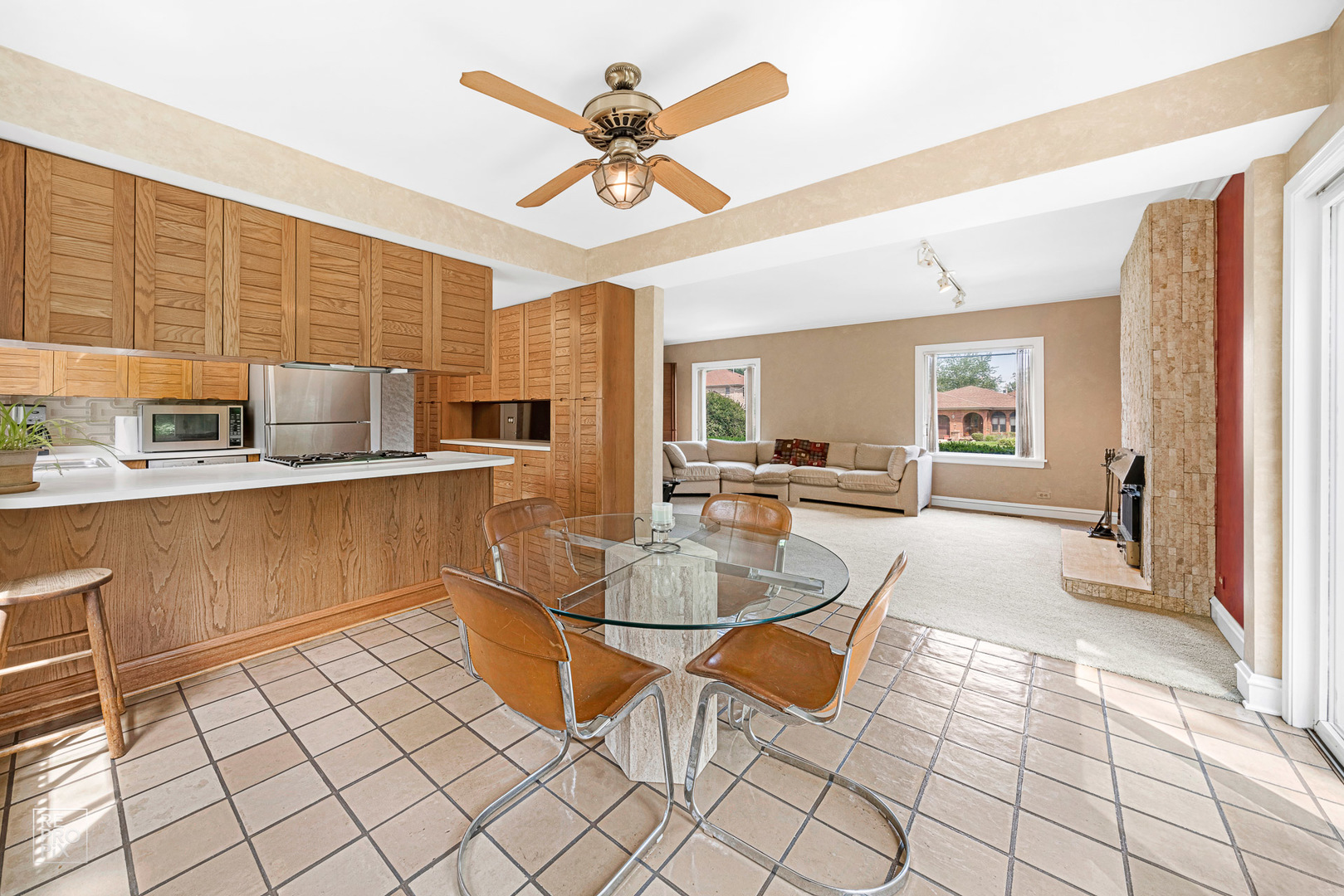8629 West Sunset Road Niles, IL 60714 - Photo 8 of 24