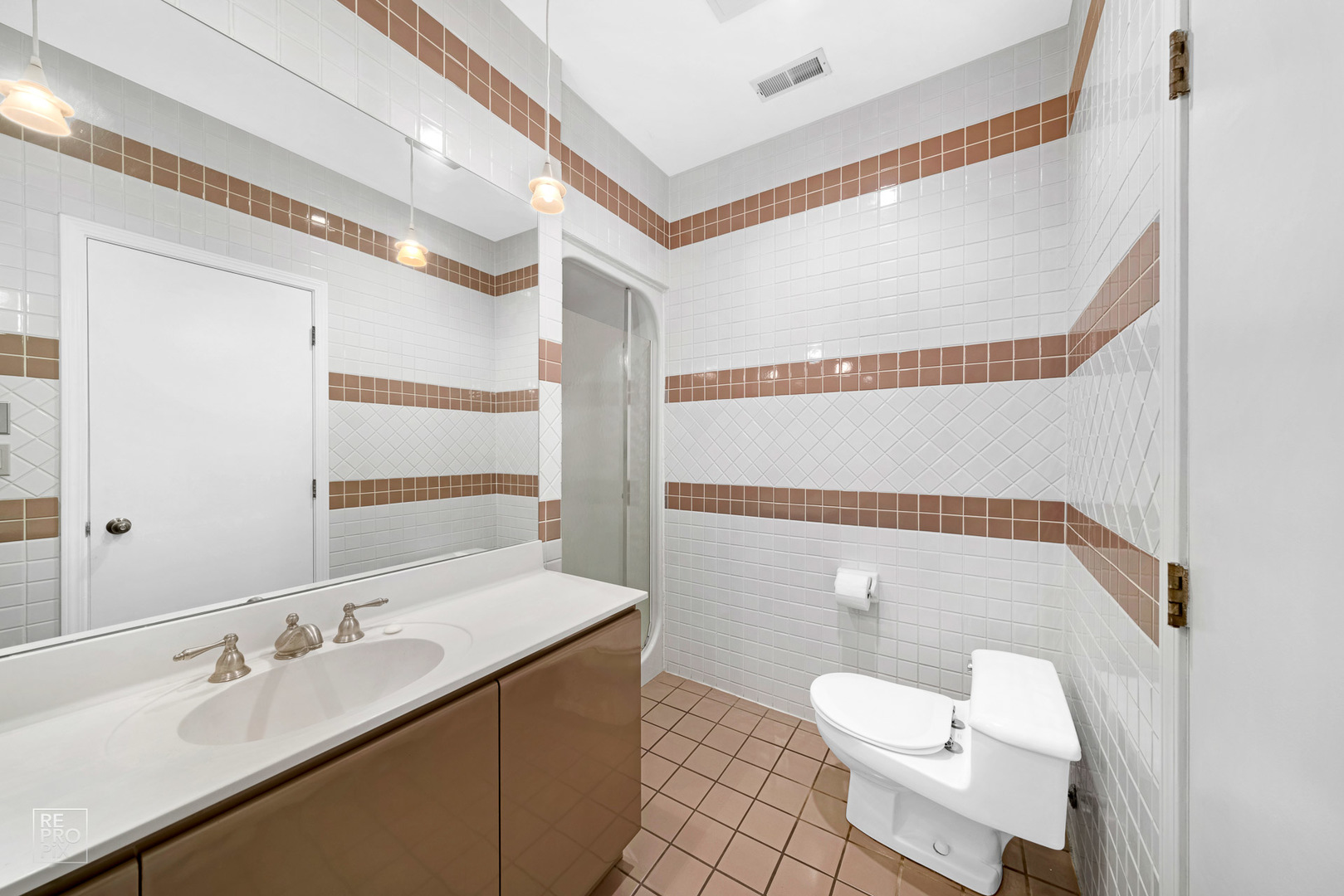 8629 West Sunset Road Niles, IL 60714 - Photo 9 of 24
