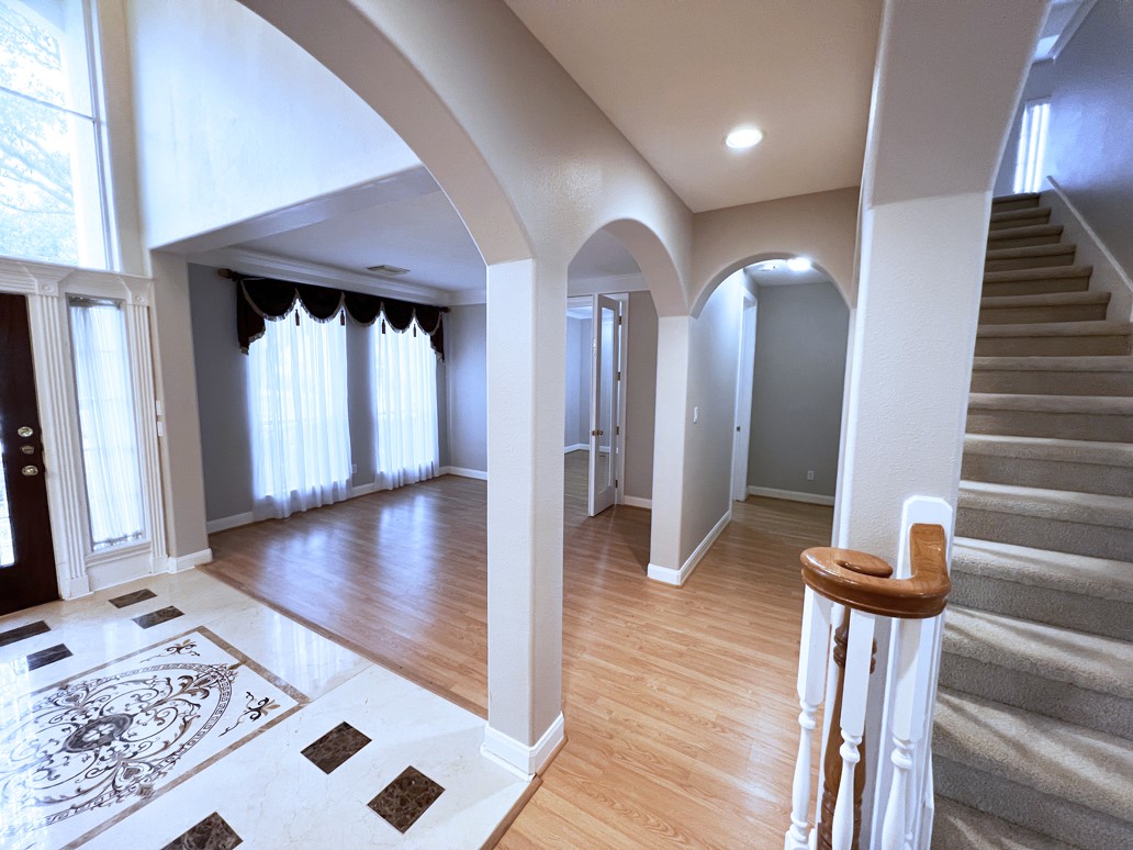 5315 Ridgewood Reef Houston, TX 77041 - Photo 8 of 33