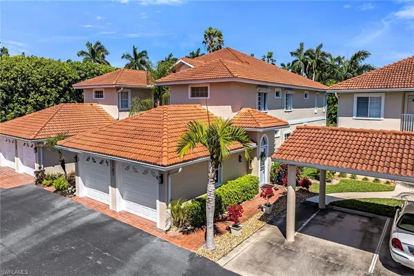 $449,000 | 1747 Reuven Circle, Unit 4, Naples, FL 34112