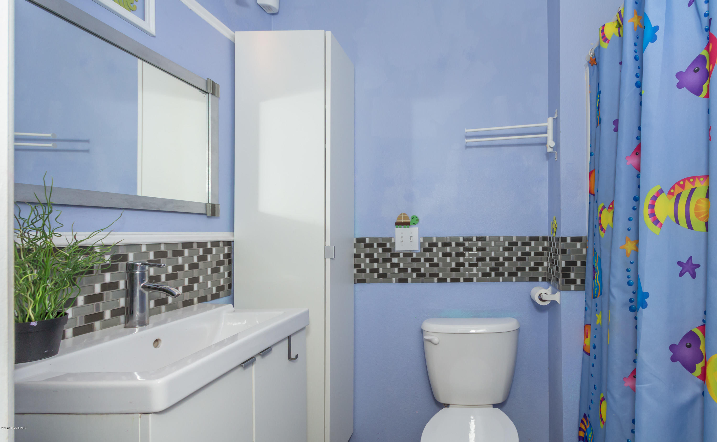 367 Rim Rock Circle, Unit 2 Prescott, AZ 86303 - Photo 15 of 17 014_Bathroom 2