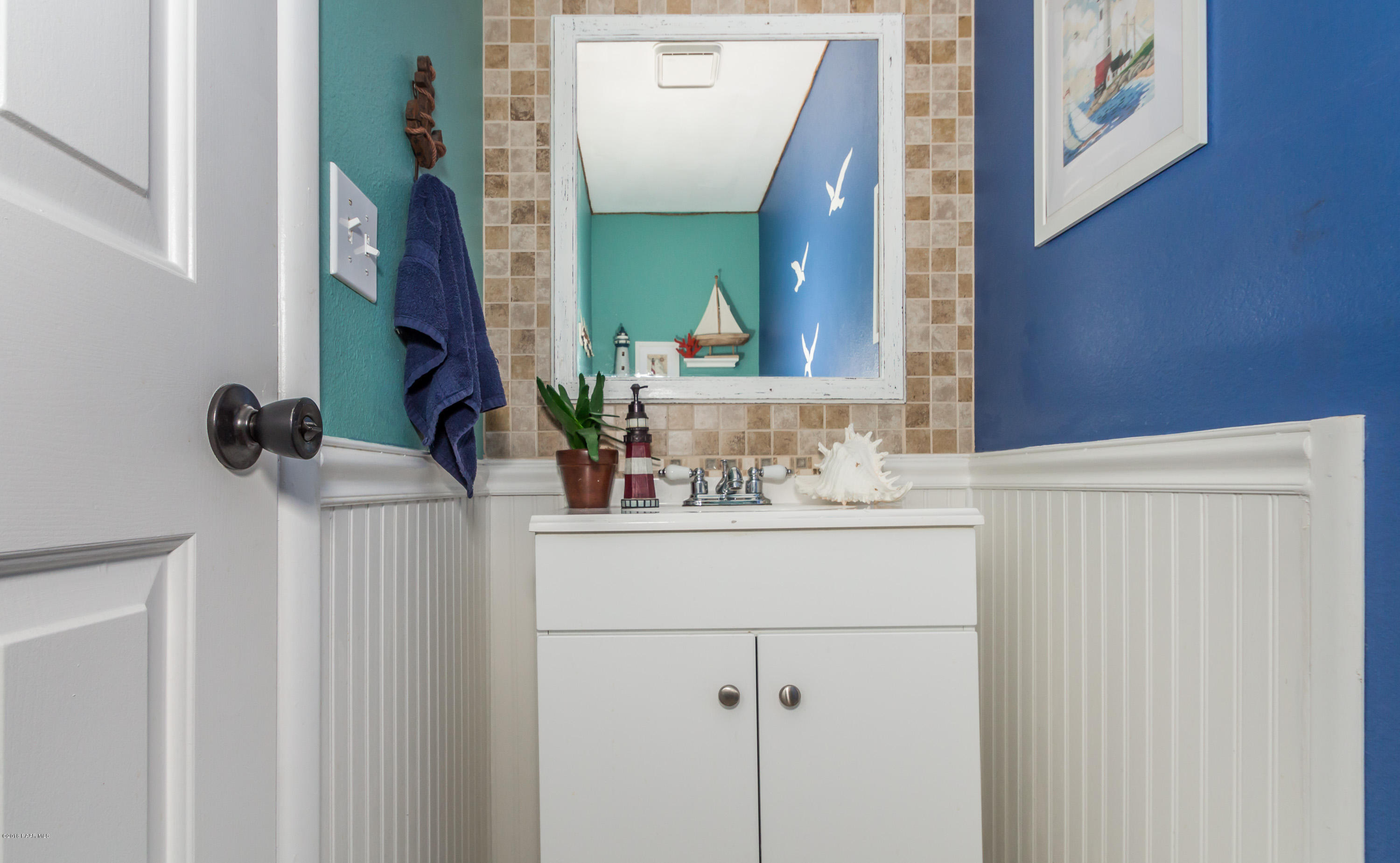 367 Rim Rock Circle, Unit 2 Prescott, AZ 86303 - Photo 9 of 17 008_Powder Room