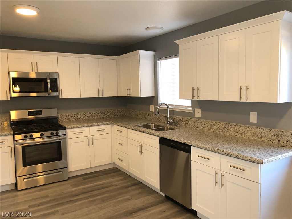 216 Bahama Road Las Vegas, NV 89145 - Photo 8 of 22 Gallery Image 8