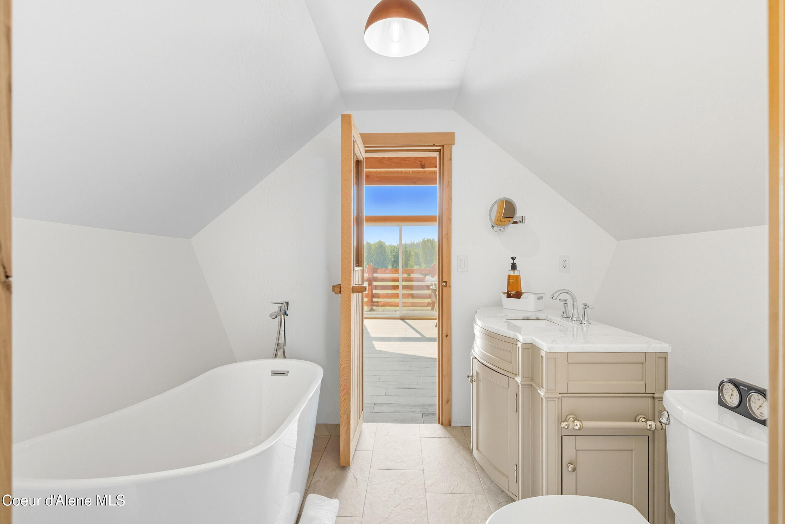 76 Caseys Lane Sandpoint, ID 83864 - Photo 54 of 67 spa bathroom
