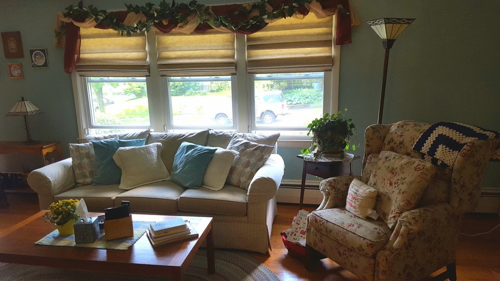 7 Pompano Road Worcester, MA 01605 - Photo 13 of 29 a living room with furniture and a window