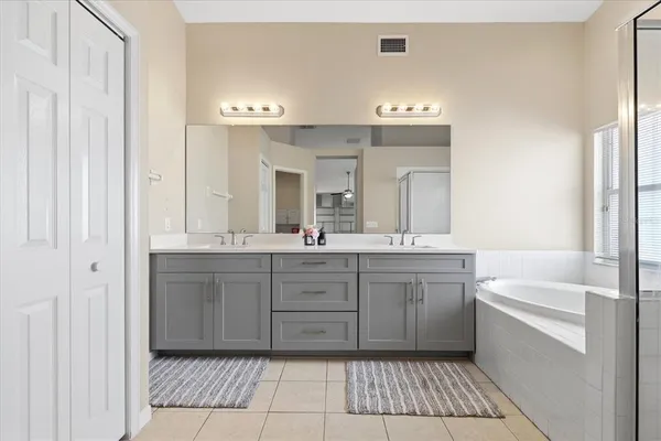 $475,000 | 224 Bryan Oak Avenue, Brandon, FL 33511