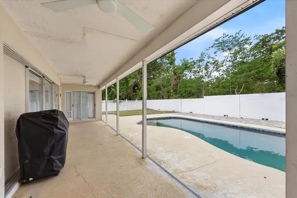 $475,000 | 224 Bryan Oak Avenue, Brandon, FL 33511