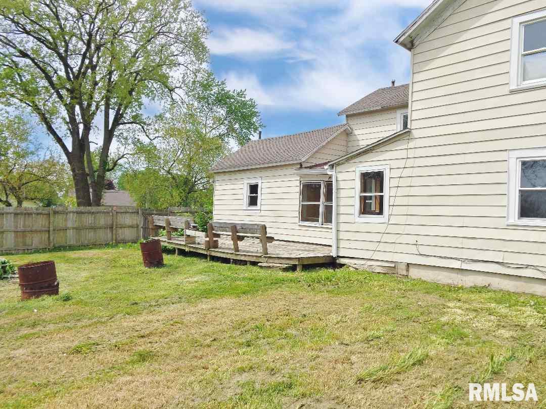 2457 Washington Road Washington, IL 61571 - Photo 4 of 18 Gallery Image 4