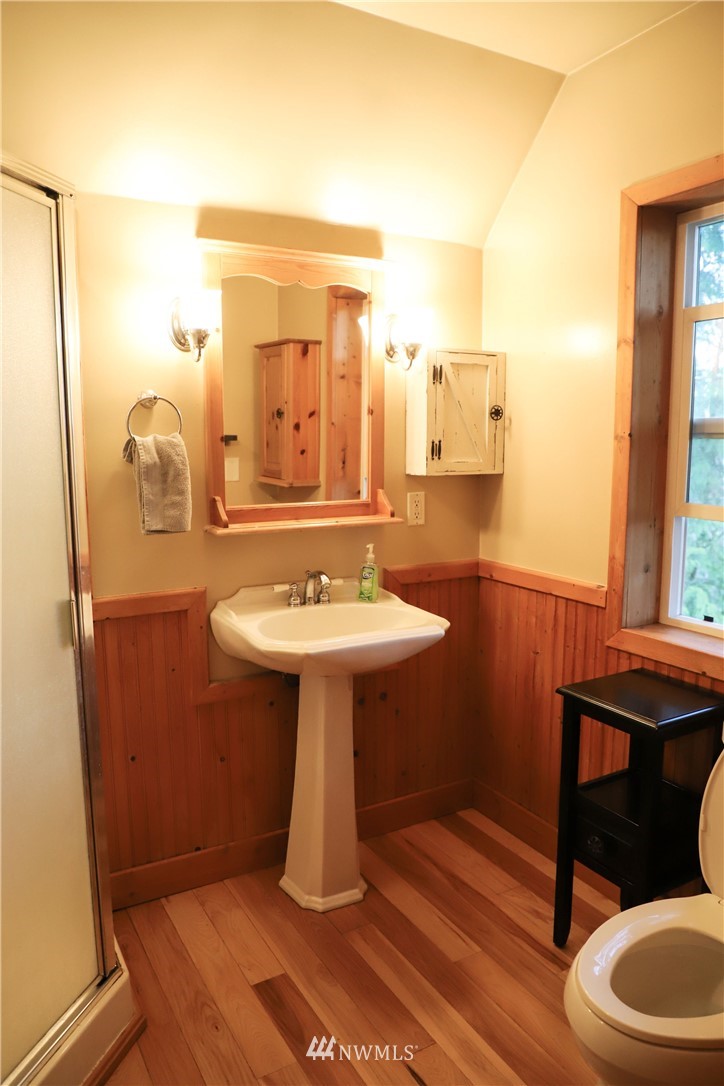 19222 Sprague Drive Bothell, WA 98012 - Photo 8 of 21 Gallery Image 8
