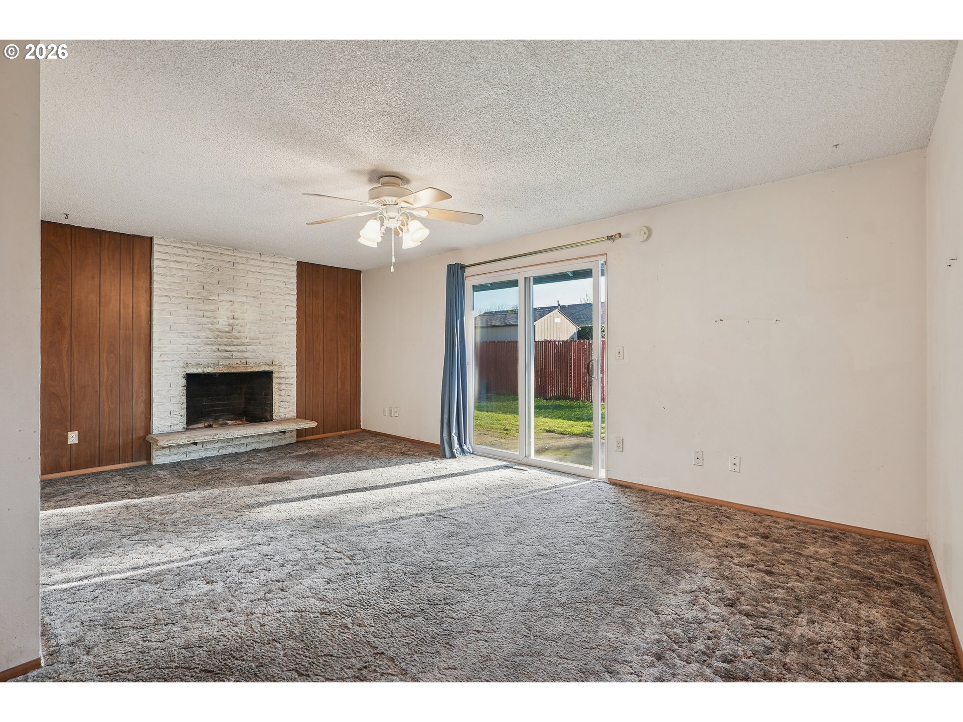 1384 Northeast 19th Street Gresham, OR 97030 - Photo 6 of 27