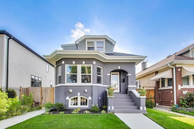 $600,000 | 5524 North Luna Avenue, Chicago, IL 60630