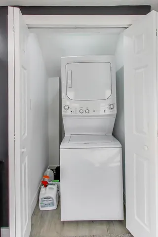 $600,000 | 5524 North Luna Avenue, Chicago, IL 60630