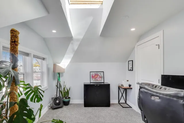 $600,000 | 5524 North Luna Avenue, Chicago, IL 60630