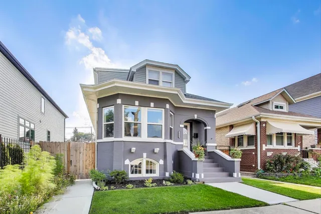 $600,000 | 5524 North Luna Avenue, Chicago, IL 60630