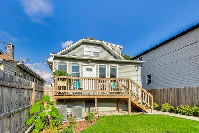 $600,000 | 5524 North Luna Avenue, Chicago, IL 60630