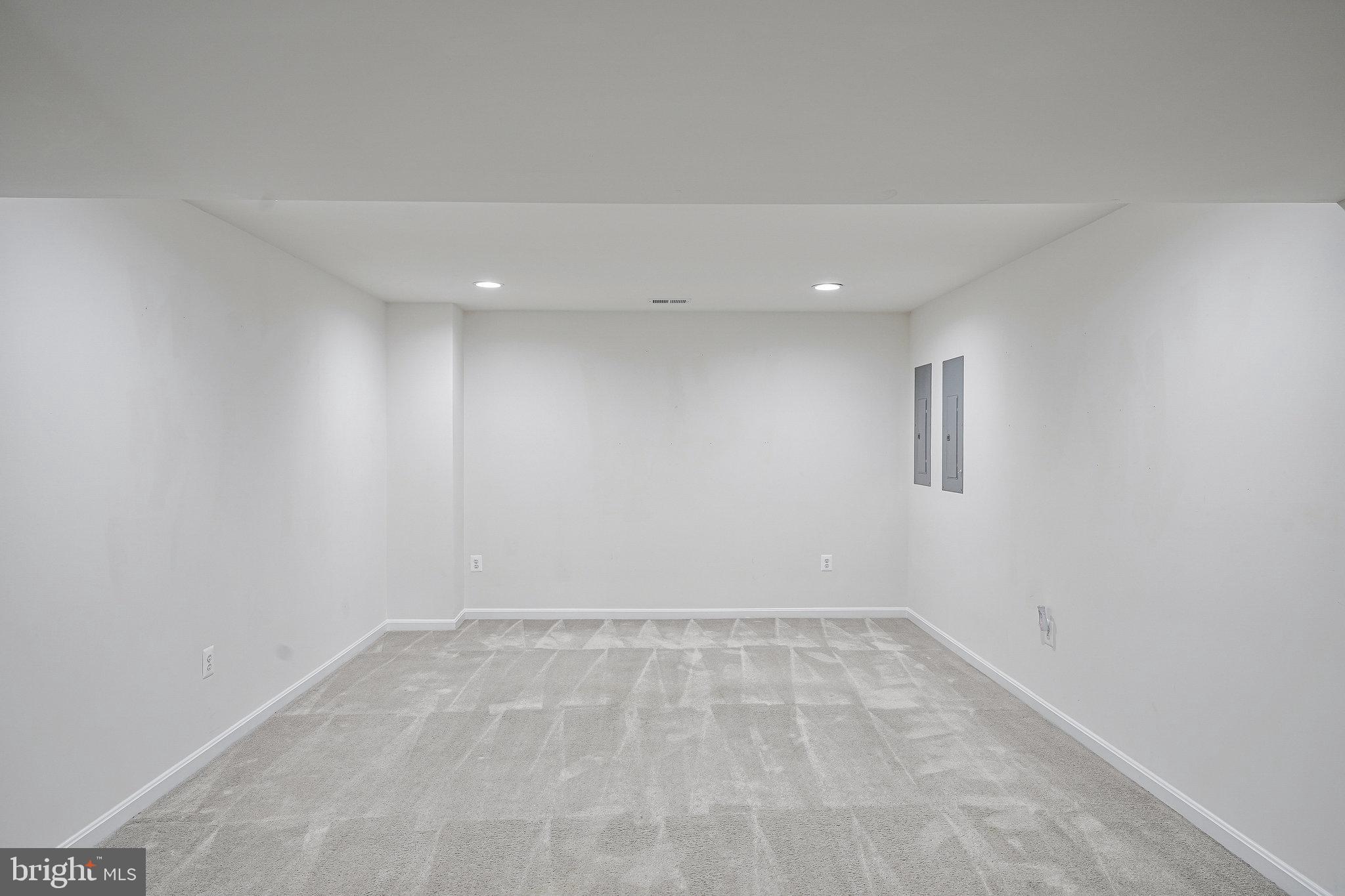 16012 Imperial Eagle Court Woodbridge, VA 22191 - Photo 21 of 25 a view of room