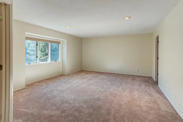 $1,225,000 | 14995 42nd Street South, Afton, MN 55001