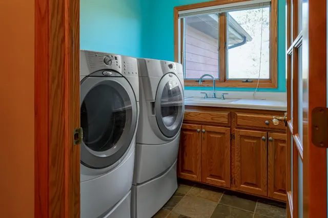 $1,225,000 | 14995 42nd Street South, Afton, MN 55001