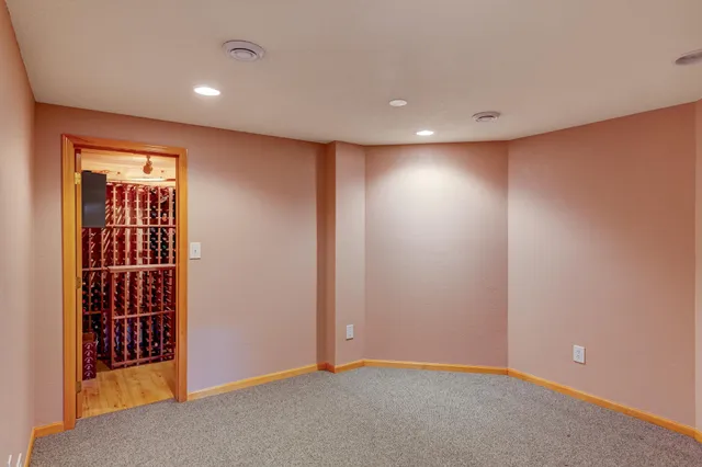 $1,225,000 | 14995 42nd Street South, Afton, MN 55001