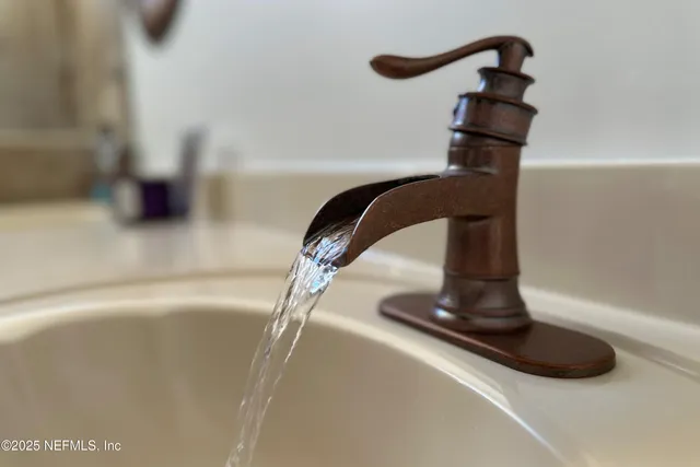 a close view of sink