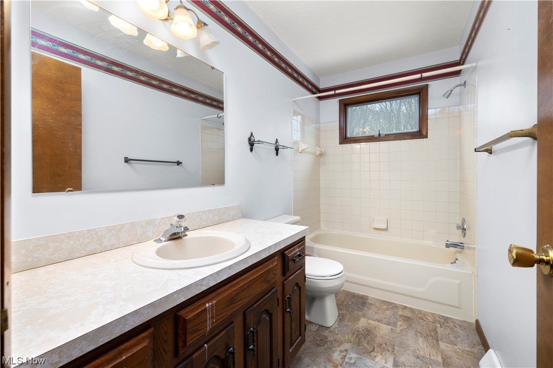 11651 Robson Road Grafton, OH 44044 - Photo 36 of 49 Gallery Image 36