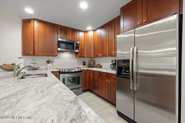 $5,300 | 622 Ponte Vedra Boulevard, Unit D1, Ponte Vedra Beach, FL 32082