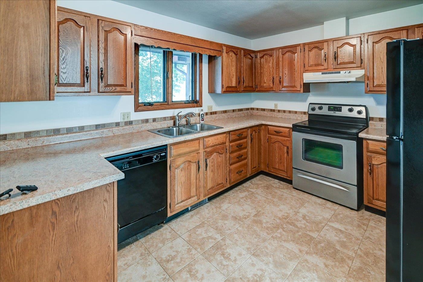 2640 Osmundsen Road Fitchburg, WI 53711 - Photo 11 of 49