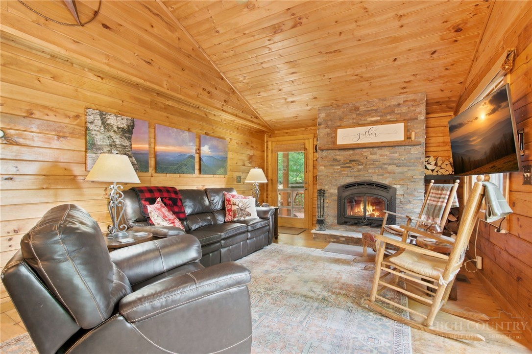 176 Raven View Boone, NC 28607 - Photo 6 of 39