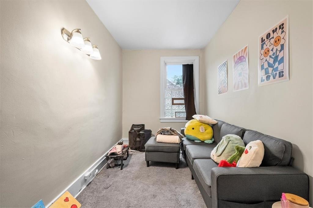 9929 Frankstown Road Pittsburgh, PA 15235 - Photo 10 of 37 Gallery Image 10