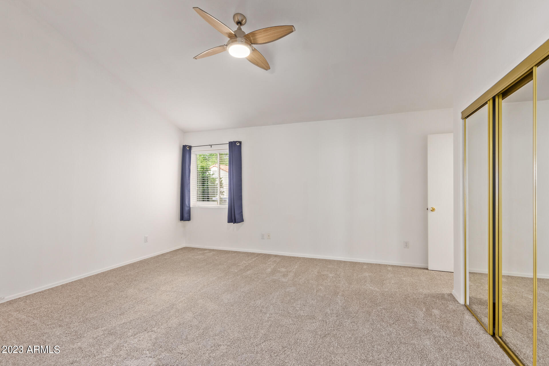 2625 East Roma Avenue Phoenix, AZ 85016 - Photo 8 of 15 07 Roma 2625